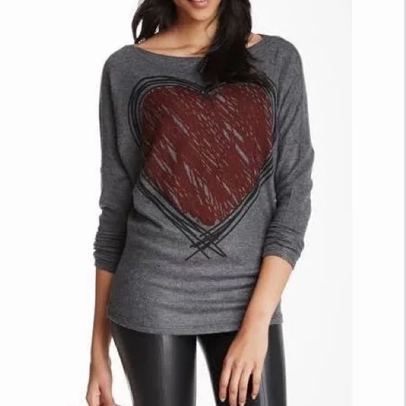 Drop Sleeve Gray Heart Sweater - Picture 1 of 5